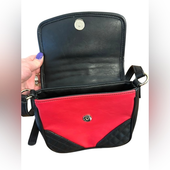 Moschino crossbody | love Moschino red and black color block purse - Picture 8 of 11